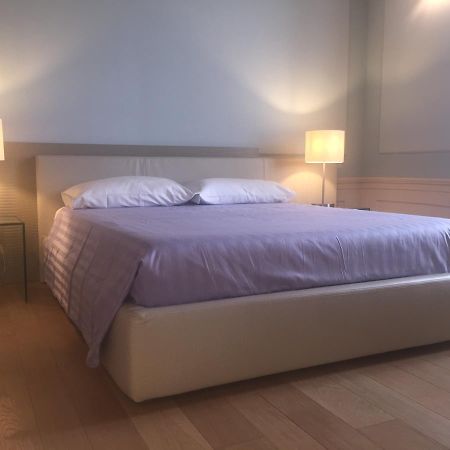 Palazzo Carasi Apartments Crémone Extérieur photo