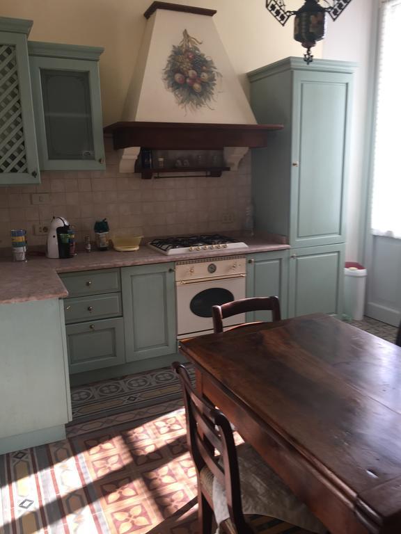 Palazzo Carasi Apartments Crémone Extérieur photo