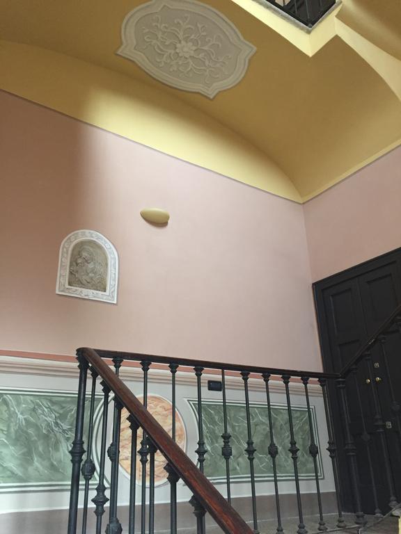 Palazzo Carasi Apartments Crémone Extérieur photo